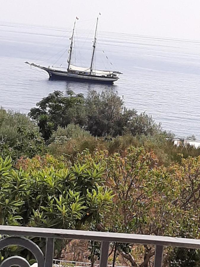 Villa Insolia Santa Marina Salina Εξωτερικό φωτογραφία