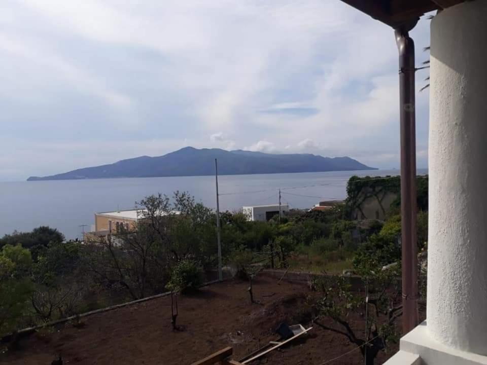 Villa Insolia Santa Marina Salina Δωμάτιο φωτογραφία