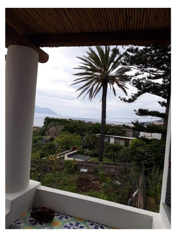Villa Insolia Santa Marina Salina Δωμάτιο φωτογραφία